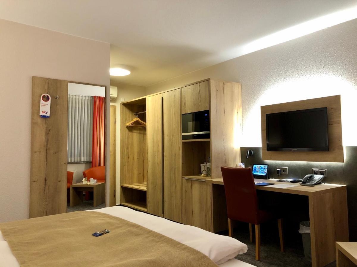 Hotel Merkur Landstuhl Εξωτερικό φωτογραφία