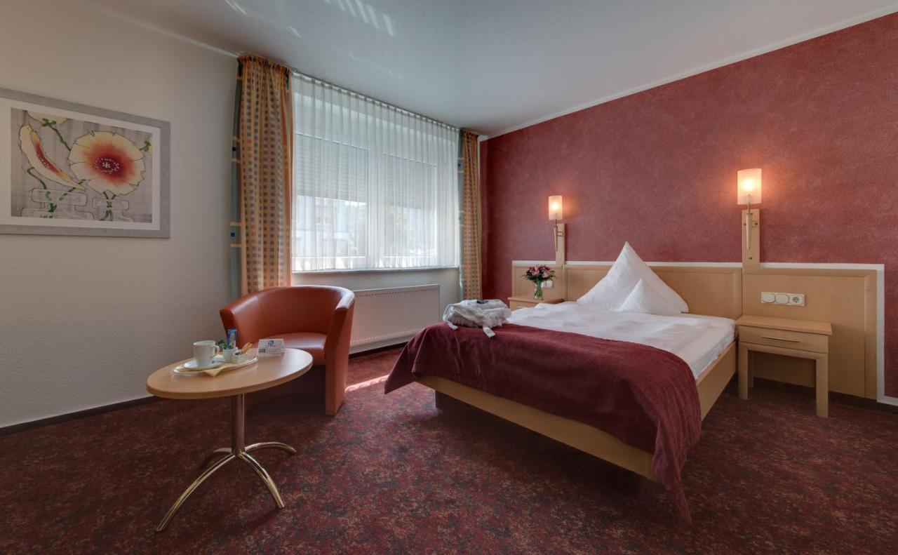 Hotel Merkur Landstuhl Εξωτερικό φωτογραφία