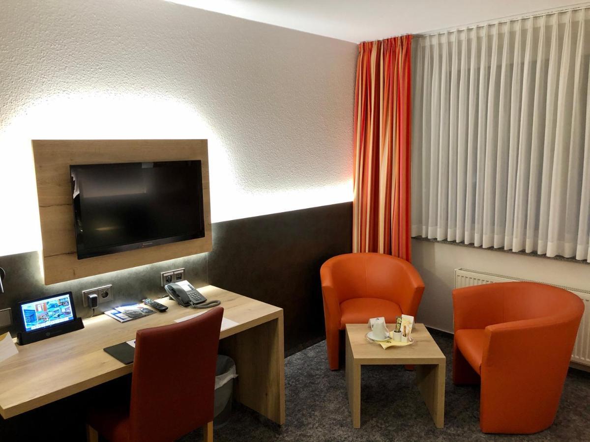 Hotel Merkur Landstuhl Εξωτερικό φωτογραφία